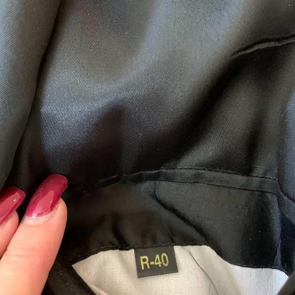 Men’s Black sport coat by Oscar Delarenta - Picture 7 of 8